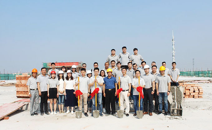 喜訊！百聯新建廠房建筑主體今日封頂！